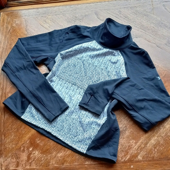 Under Armour Cold Gear!!!!! Like New!!! - Picture 1 of 7